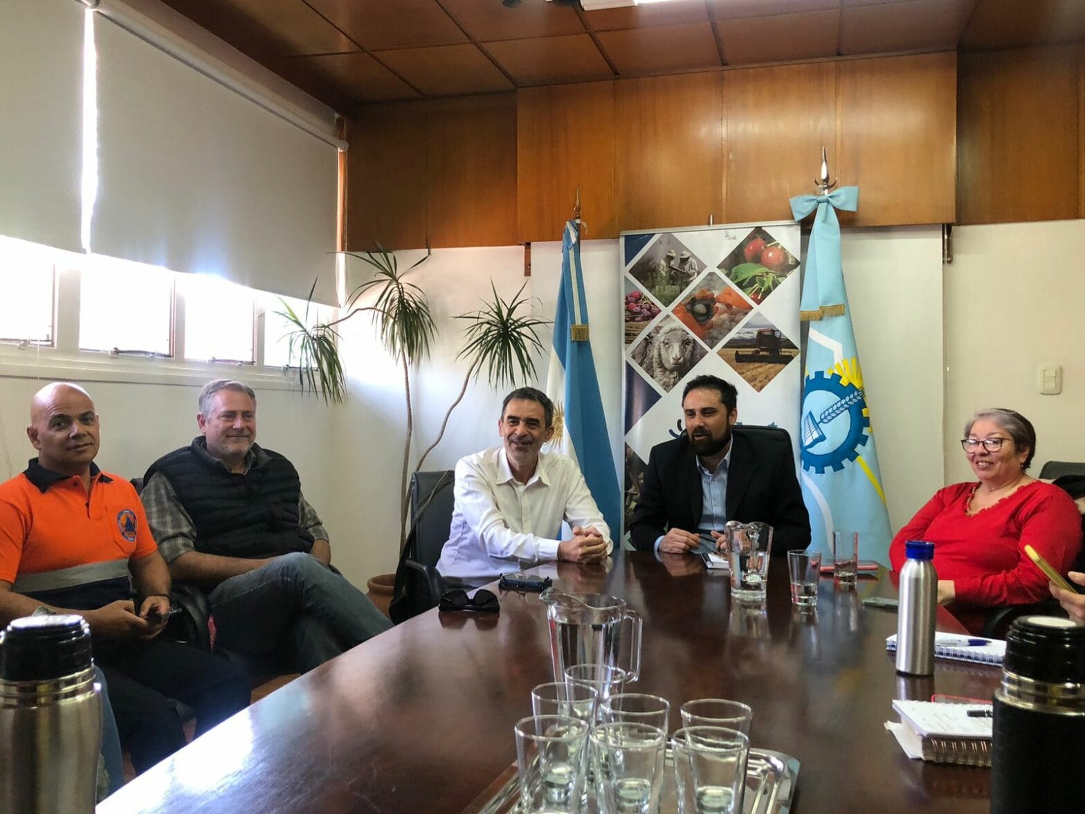 La Administración del ANP Península Valdés participó de una reunión para evaluar los protocolos vigentes por Gripe Aviar